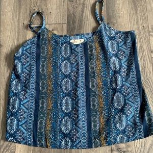 Hollister flowy tank